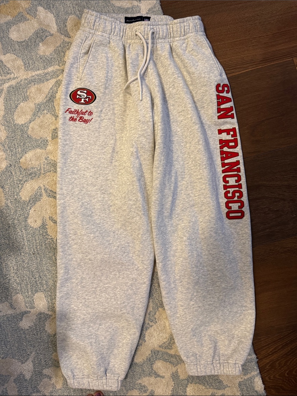 Abercrombie & Fitch Gray Sweatpants with Red San Francisco Graphics